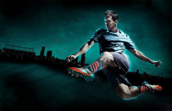 Leo Messi con le scarpe mirosar10 adidas