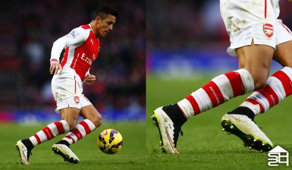 Sanchez (Arsenal) Nike Mercurial Superfly IV Shine