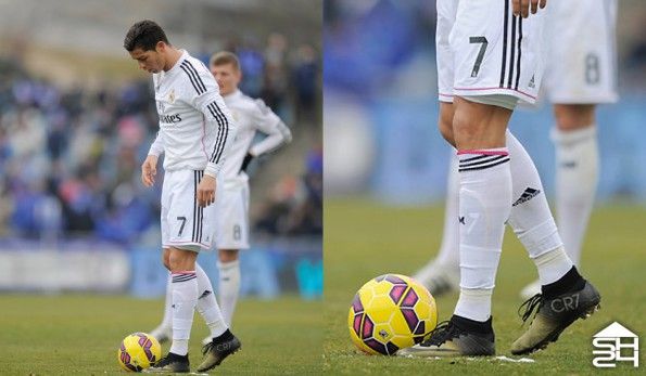 Cristiano Ronaldo (Real Madrid) - Nike Mercurial Superfly IV CR7 Gold Edition