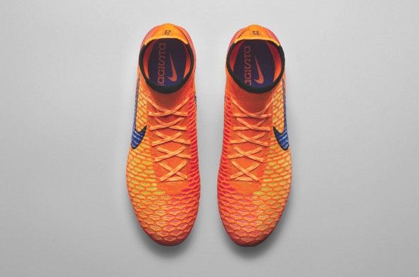Nike Magista scarpe Intense Heat Pack