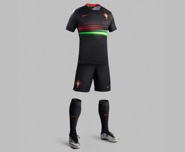Divisa away Portogallo 2015-2016 nera