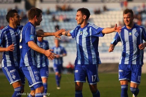 Seconda maglia Dinamo Kiev 2014-2015