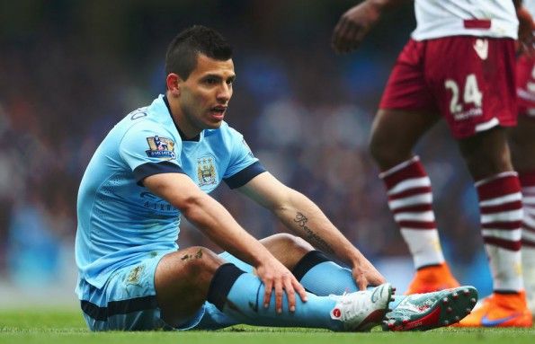 Aguero con le evoSpeed Dragon in City-Aston Villa