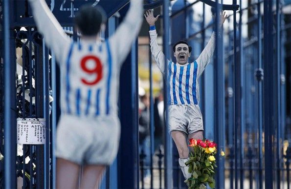 La porta d'ingresso dedicata a Jeff Astle