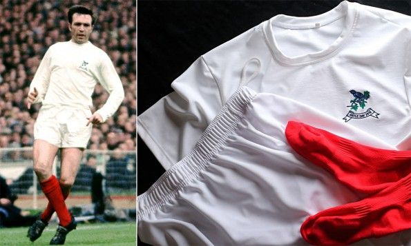 Kit WBA in ricordo di Jeff Astle