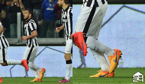 Carlos Tevez (Juventus) - Nike Tiempo Legend V #intenseheat