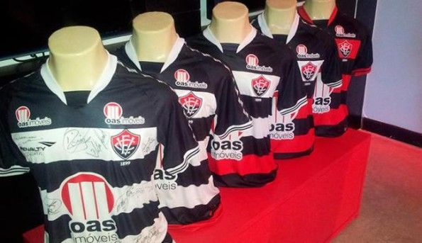 Maglie Vitòria 2012 donazione sangue