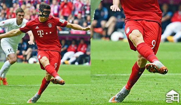 Robert Lewandoski (Bayern Monaco) - Nike Hypervenom II Phantom