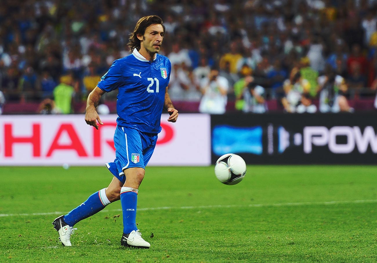 Pirlo con la maglia dell'Italia a Euro2012