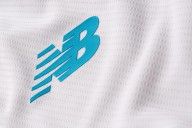 Logo New Balance terza maglia Porto