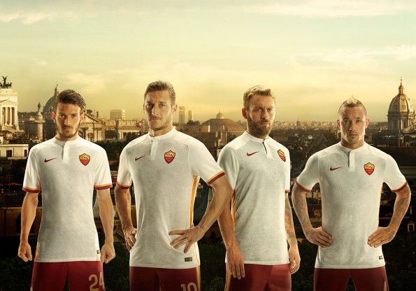 Kit AS Roma away 2015-2016