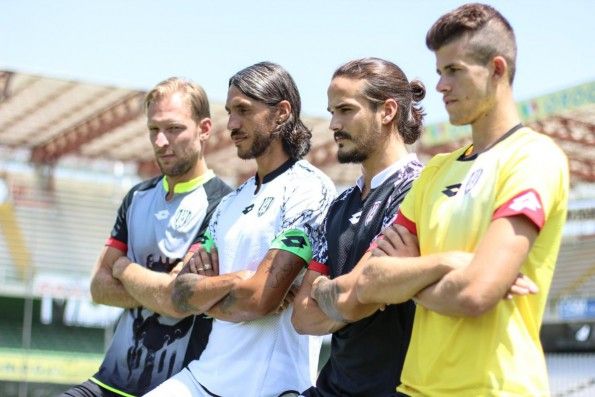 Cesena Lotto nuove maglie 2015-2016