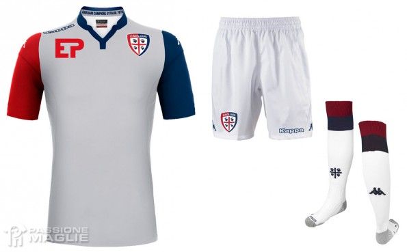 Seconda maglia Cagliari 2015-2016