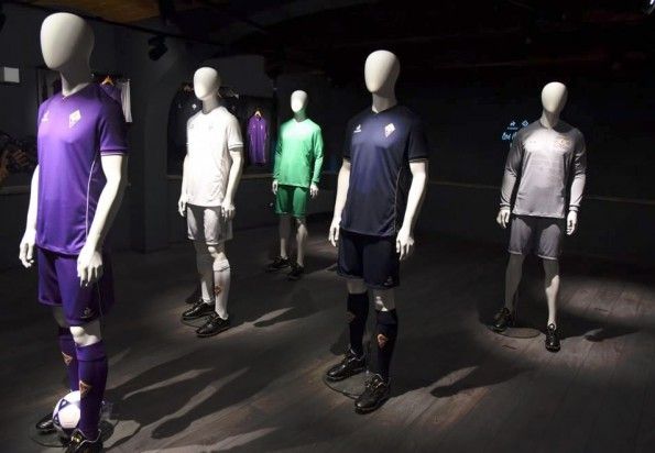 Presentazione maglie Fiorentina 2015-2016