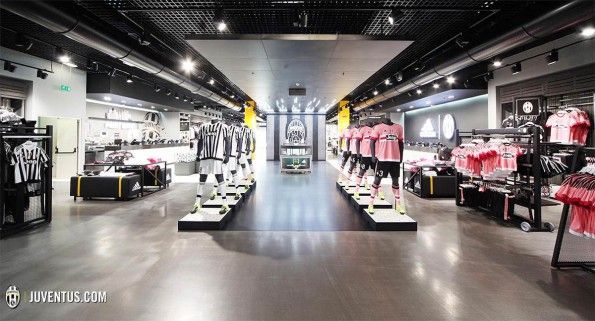 Store Juventus rinnovato 2015
