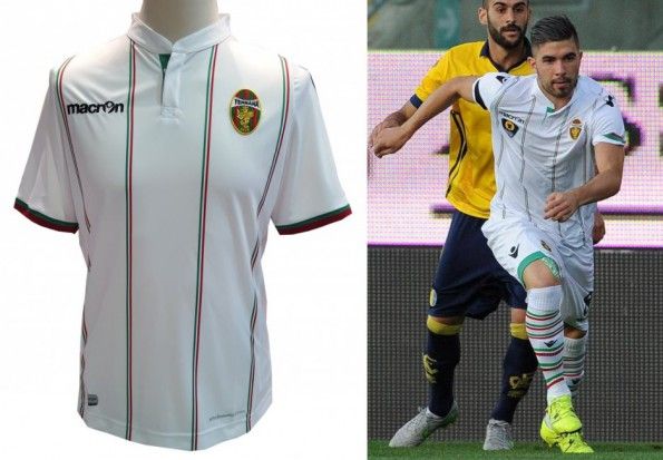 Seconda maglia Ternana 2015-16