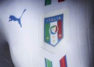 Stemma FIGC 3D maglia Italia 2016 away