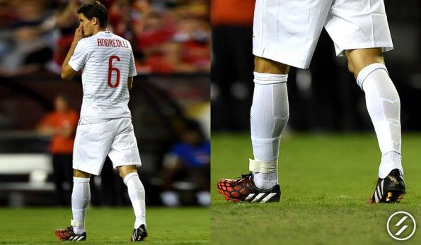 Andreolli indossa Predator Instinct