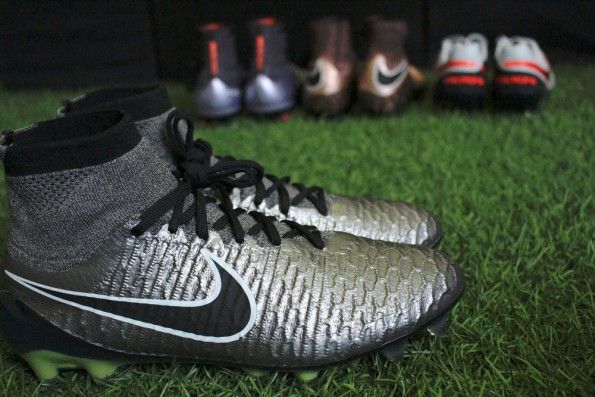 Scarpe Magista Liquid Chrome pack Nike