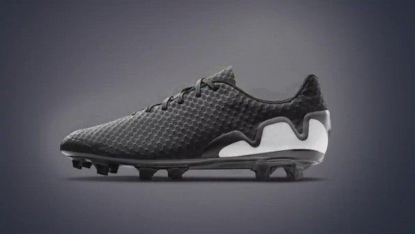 Prototipo Magista 1 senza calzino