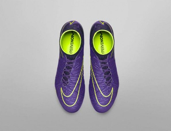 Hypervenom Phantom II viola electro