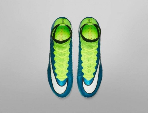 Mercurial Superfly donne