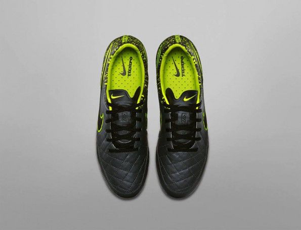 Nike Tiempo Legend V nero electro pack