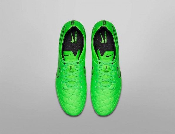 Nike Tiempo Legend V verde