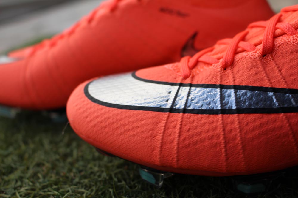 nike mercurial superfly metal flash