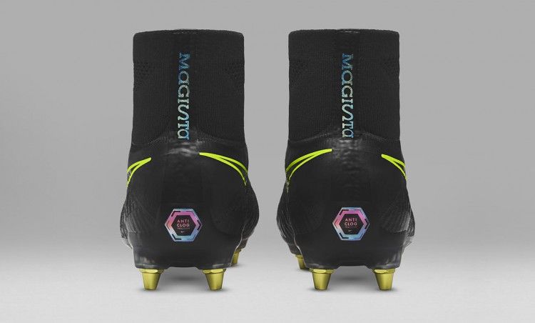 Magista Anti-Clog Nike