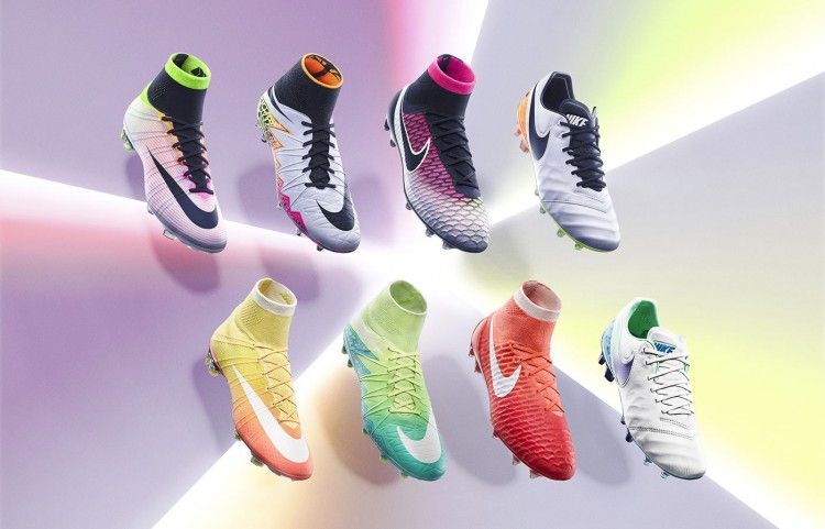 Radiant Reveal Pack di Nike