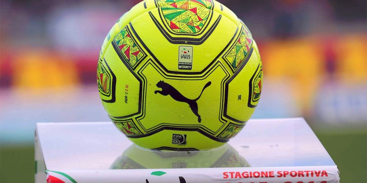 Pallone Lega Pro 2015-2016