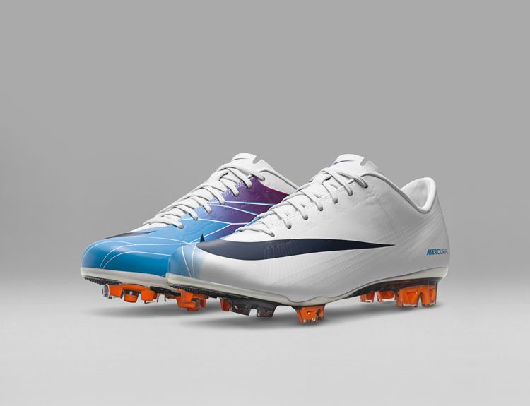 2011_Nike_Mercurial_Vapor_Superfly_II_original