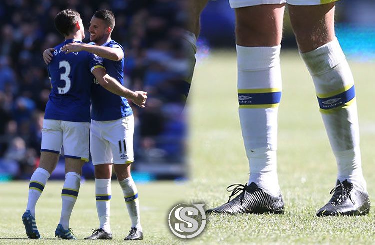 Kevin Mirallas (Everton) - Nike Mercurial Vapor XI