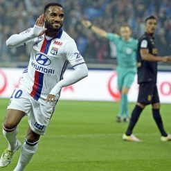 Lacazette divisa Olympique Lione 2016-17