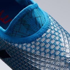 Dettaglio collo piede MESSI16