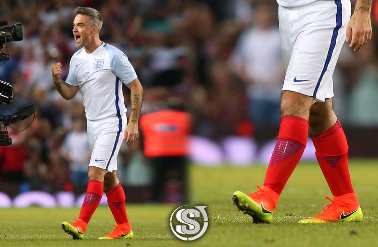 Robbie Williams (Inghilterra XI) - Nike Magista Obra