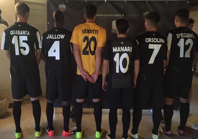 Font nomi numeri Ascoli Picchio 2016-17