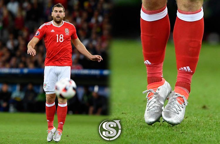 Vokes (Galles) - adidas X 16.1