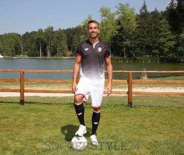 Divisa Cesena away 2016-17 Lotto