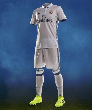 Divisa Real Madrid 2016-17 home
