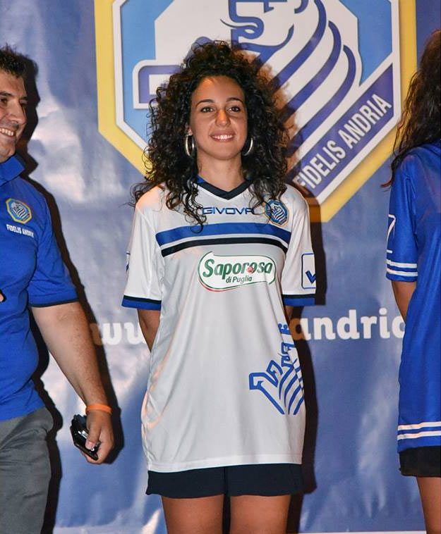 Seconda maglia Fidelis Andria 2016-2017