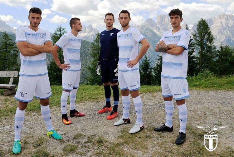 La nuova terza maglia della SS Lazio 2016-17
