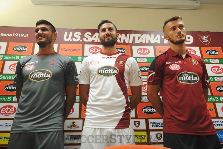 Maglie Salernitana 2016-2017 Givova