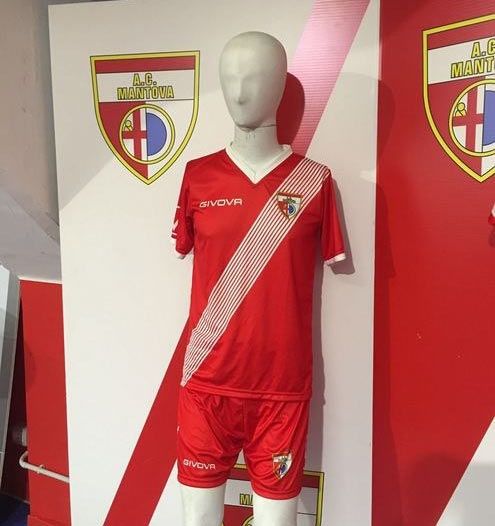 Seconda maglia Mantova 2016-2017 rossa