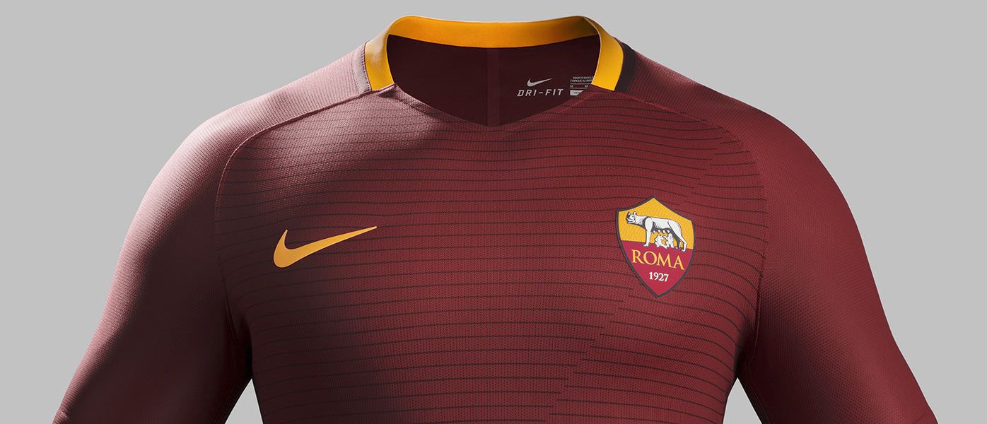 Presentazione maglia AS Roma 2016-17