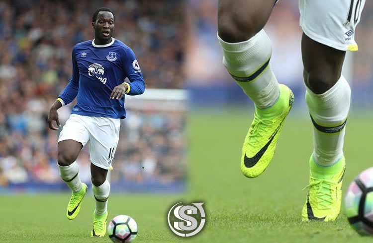 Romelo Lukaku (Everton) - Nike HyperVenom Phantom II