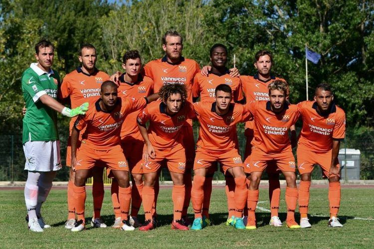 La nuova maglia della Pistoiese 2016-2017