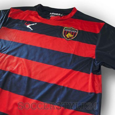 Dettaglio maglia Cosenza Calcio 2016-2017