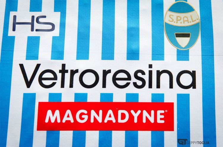 Spal dettaglio prima maglia 2016-17